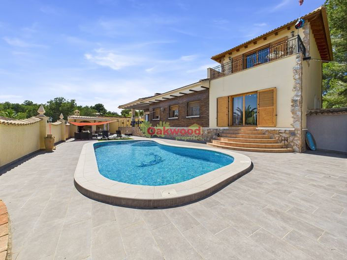Image No.2-5 Bed Villa for sale