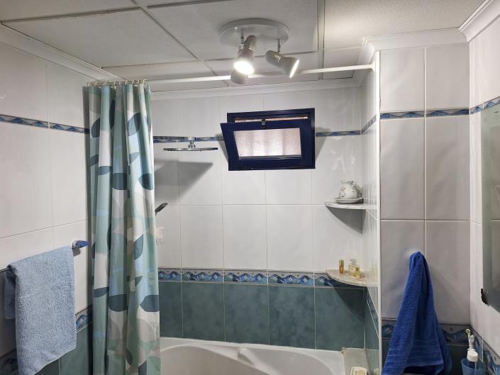 Image No.14-2 Bed Apartment for sale
