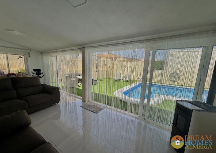 Image No.19-3 Bed Villa for sale