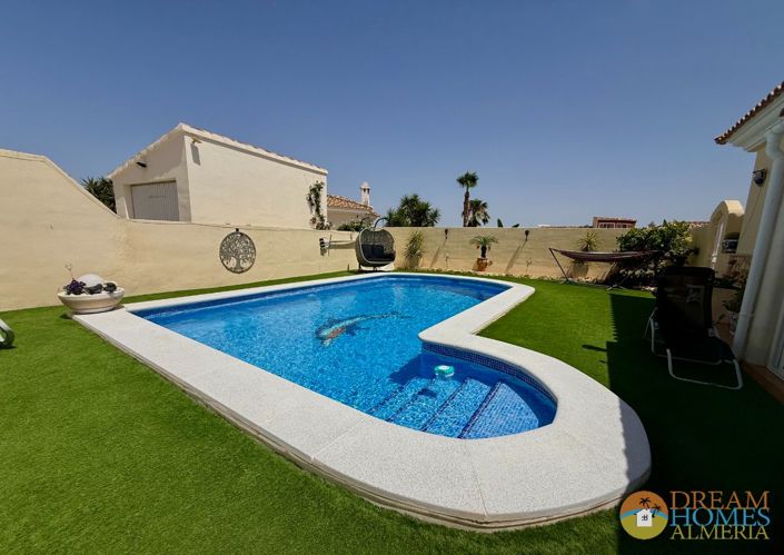 Image No.35-3 Bed Villa for sale
