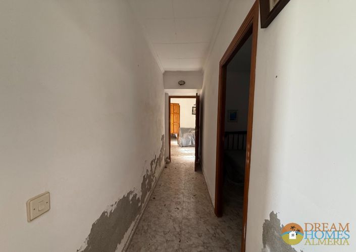 Image No.12-7 Bed Country House for sale