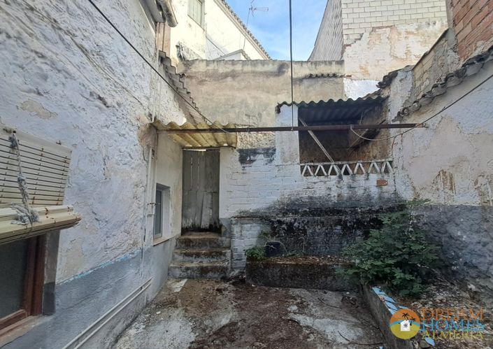 Image No.15-5 Bed Townhouse for sale