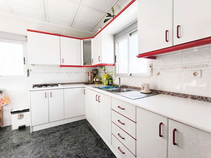Image No.7-3 Bed Villa for sale