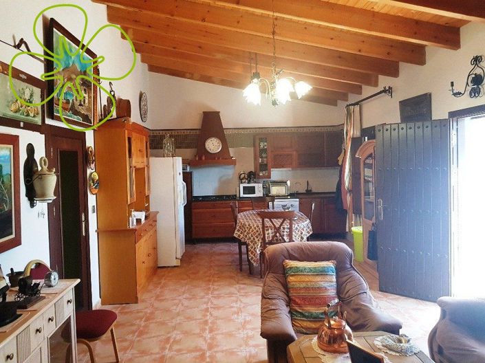 Image No.3-4 Bed Country House for sale