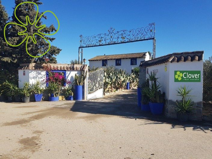 Image No.30-4 Bed Country House for sale