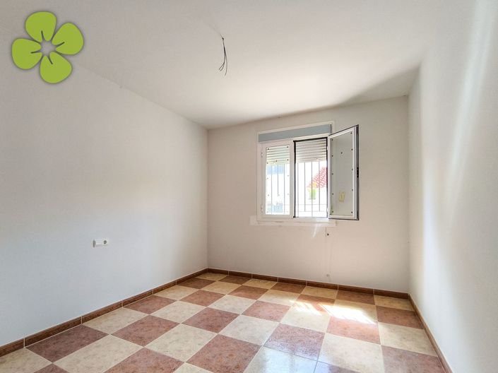 Image No.11-4 Bed Villa for sale