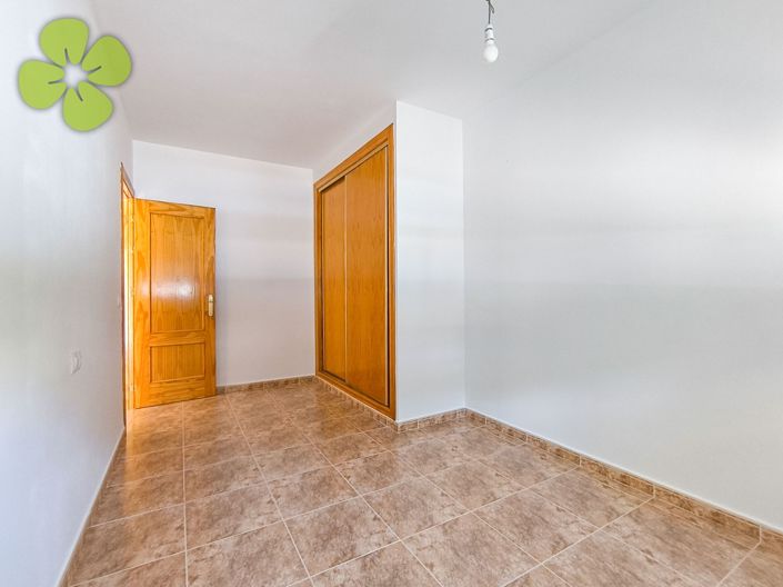 Image No.10-3 Bed Villa for sale