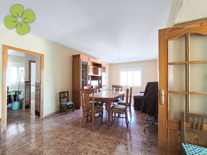 Image No.12-3 Bed Country House for sale