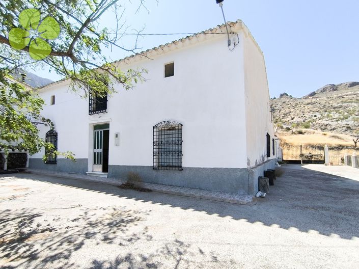 Image No.4-3 Bed Country House for sale