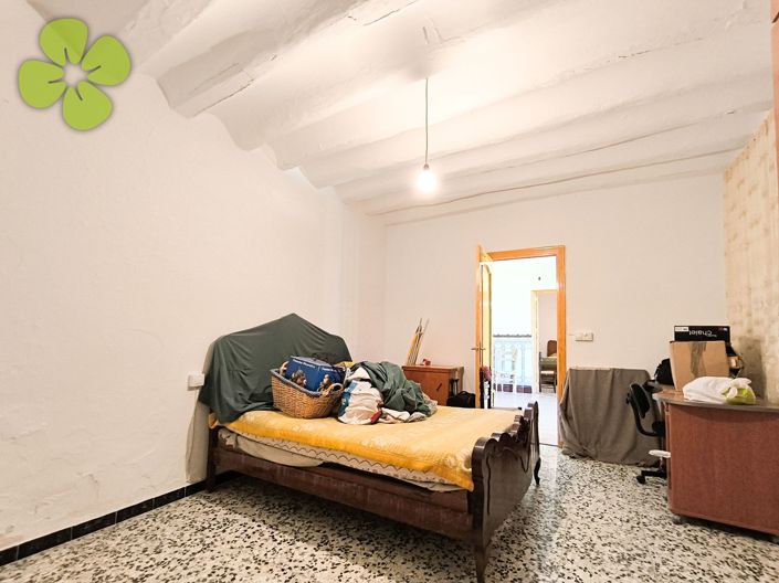 Image No.10-3 Bed Country House for sale