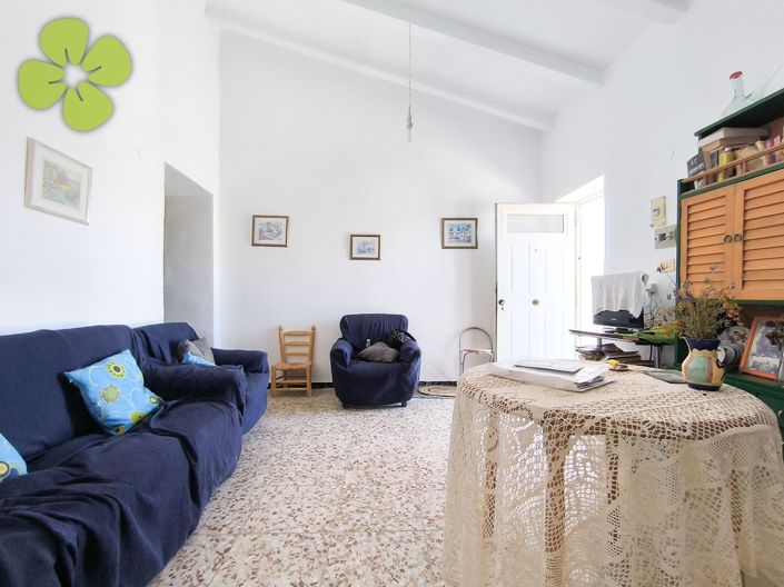 Image No.3-3 Bed Country House for sale