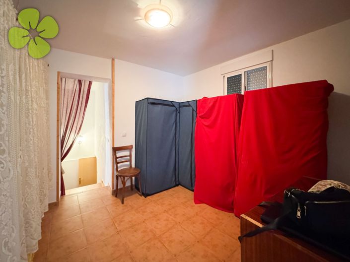 Image No.10-8 Bed Village House for sale