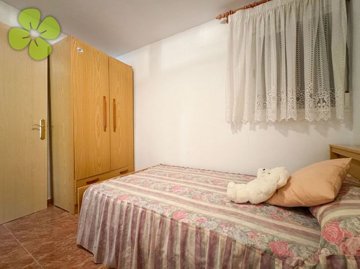 Image No.12-8 Bed Village House for sale