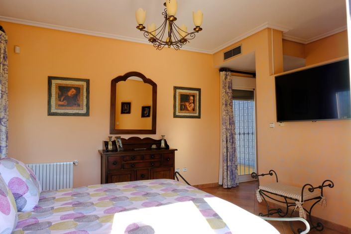 Image No.20-Villa de 4 chambres à vendre à Orihuela