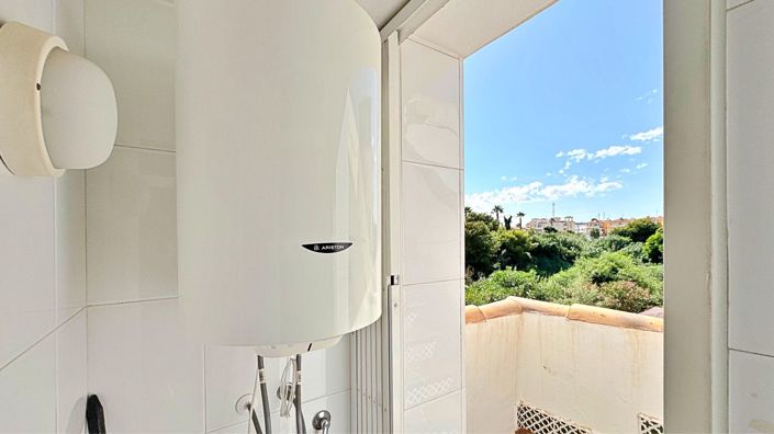 Image No.24-2 Bed Apartment for sale
