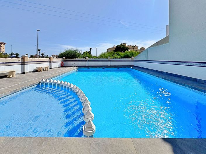 Image No.29-2 Bed Apartment for sale