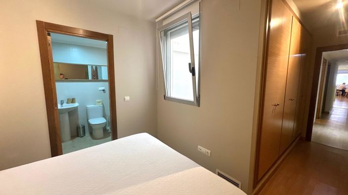 Image No.23-2 Bed Apartment for sale
