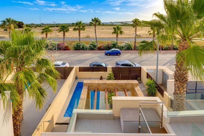 Image No.6-3 Bed Villa for sale