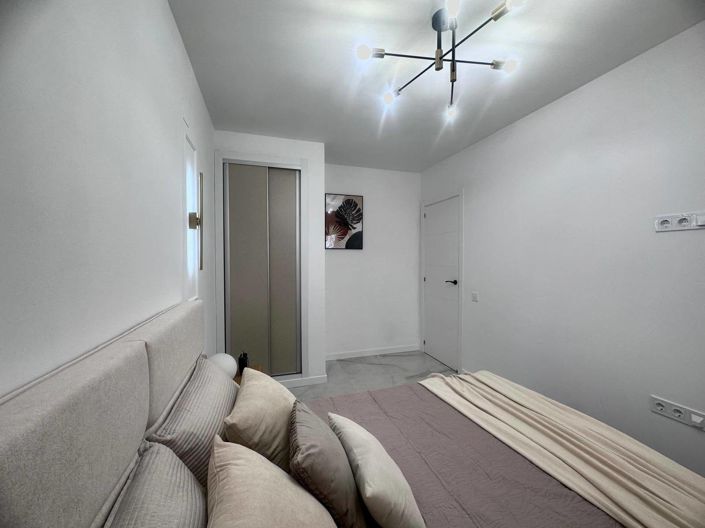 Image No.9-1 Bed Apartment for sale