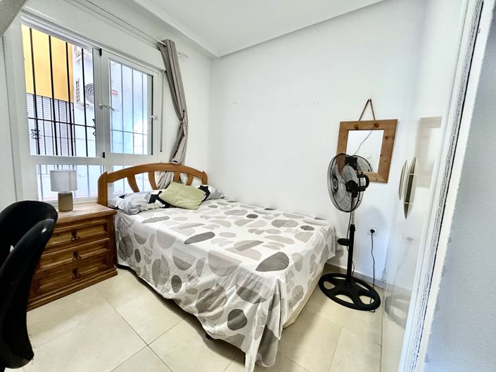 Image No.17-2 Bed Apartment for sale
