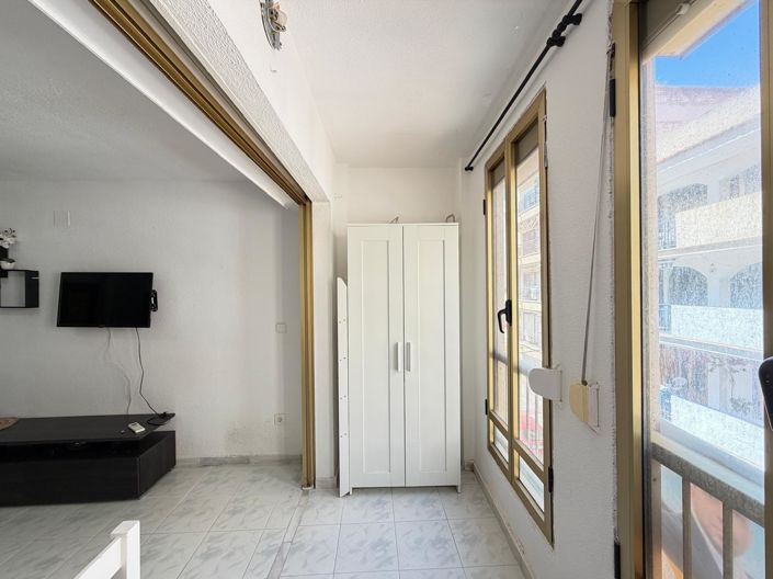 Image No.15-Apartment for sale