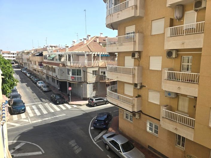 Image No.21-1 Bed Apartment for sale