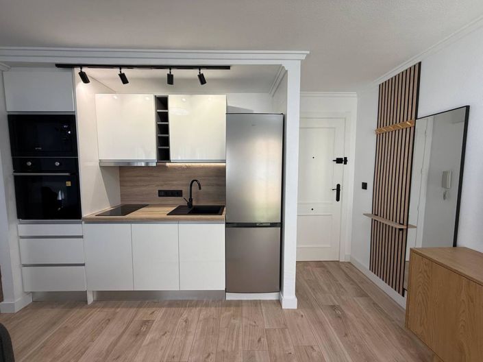 Image No.12-2 Bed Apartment for sale