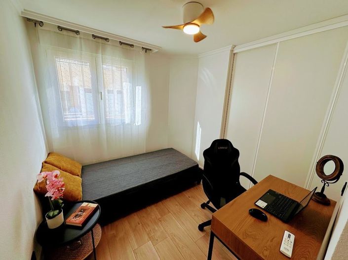 Image No.23-2 Bed Apartment for sale
