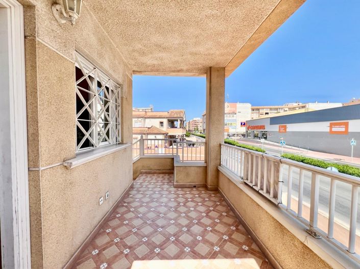 Image No.18-2 Bed Apartment for sale