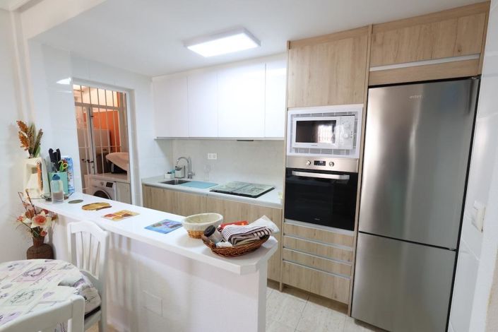 Image No.10-2 Bed Apartment for sale