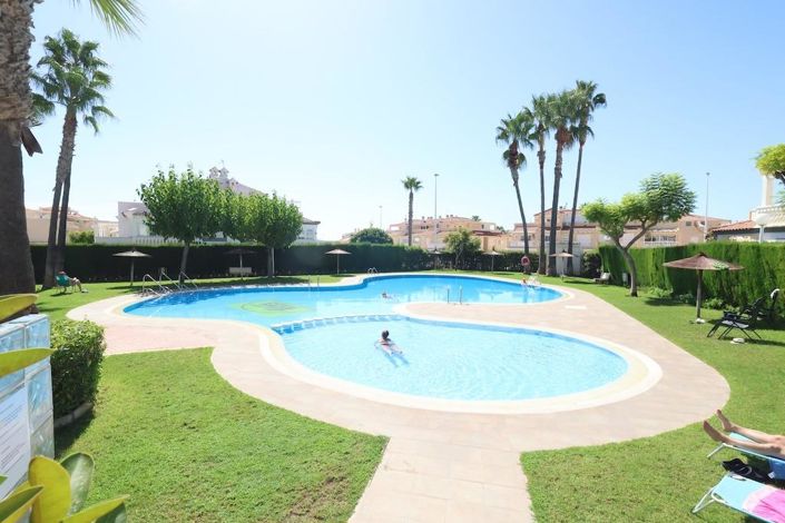 Image No.22-2 Bed Apartment for sale
