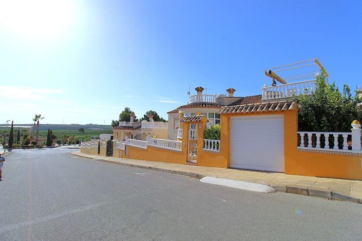 Image No.3-3 Bed Villa for sale