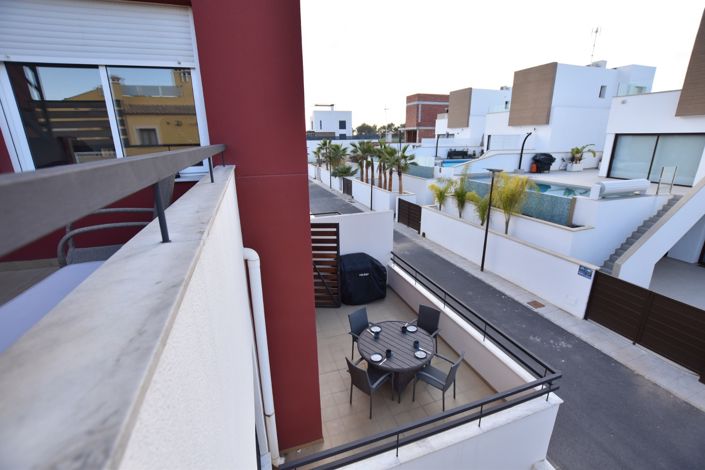 Image No.23-3 Bed Villa for sale