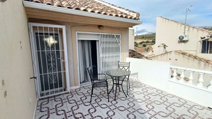Image No.19-2 Bed Villa for sale