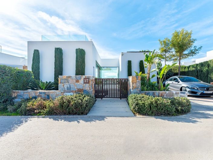 Image No.3-Villa de 4 chambres à vendre à Las Colinas Golf