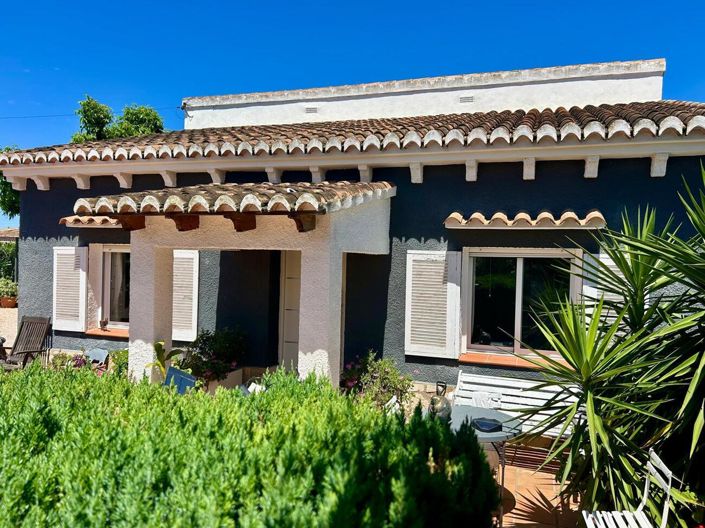Image No.2-Villa de 3 chambres à vendre à Denia
