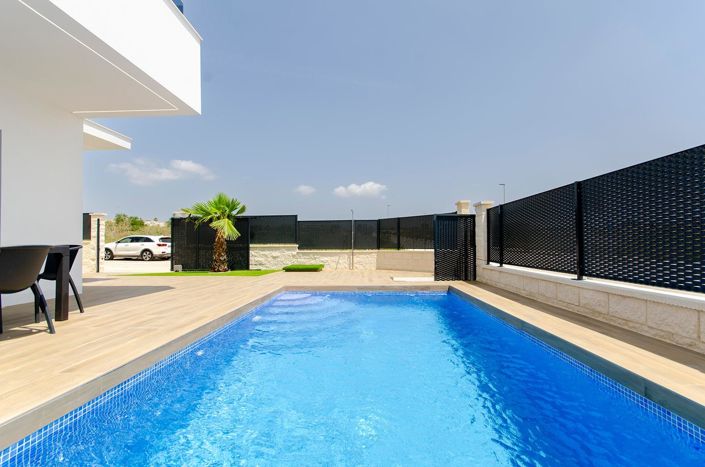 Image No.5-3 Bed Villa for sale