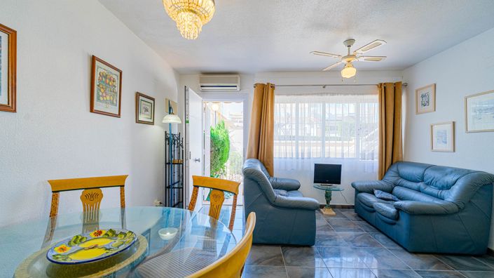 Image No.2-2 Bed Townhouse for sale