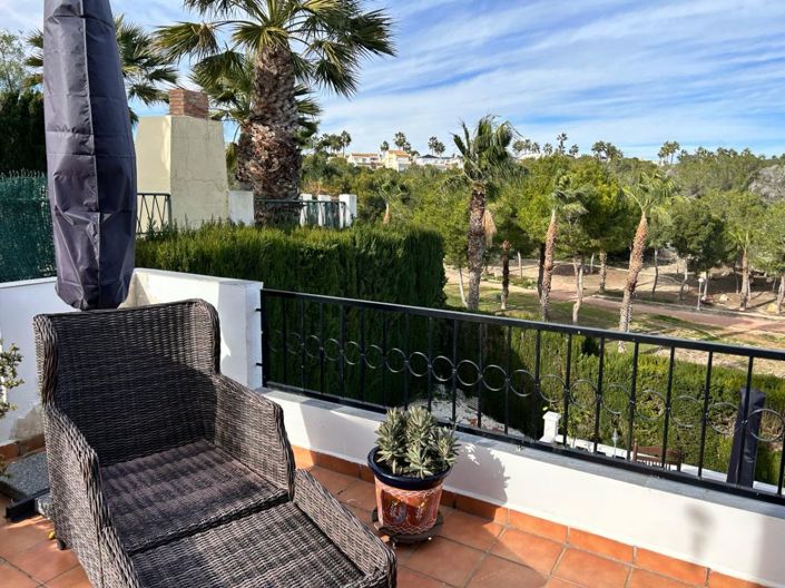 Image No.21-3 Bed House for sale