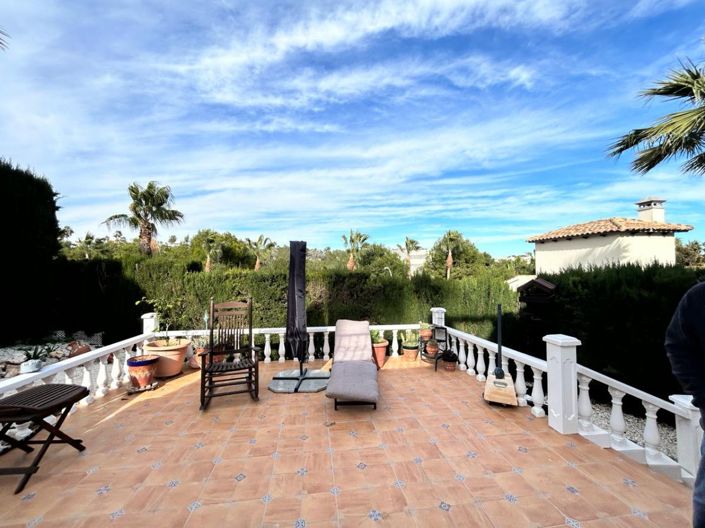 Image No.25-3 Bed House for sale