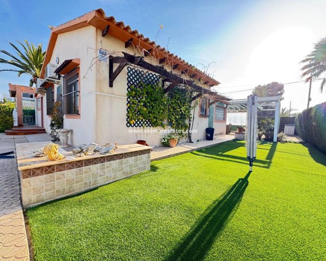 Image No.27-3 Bed Villa for sale