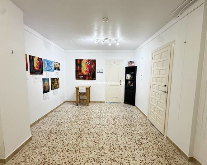 Image No.23-4 Bed Villa for sale