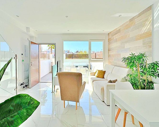 Image No.7-3 Bed Townhouse for sale