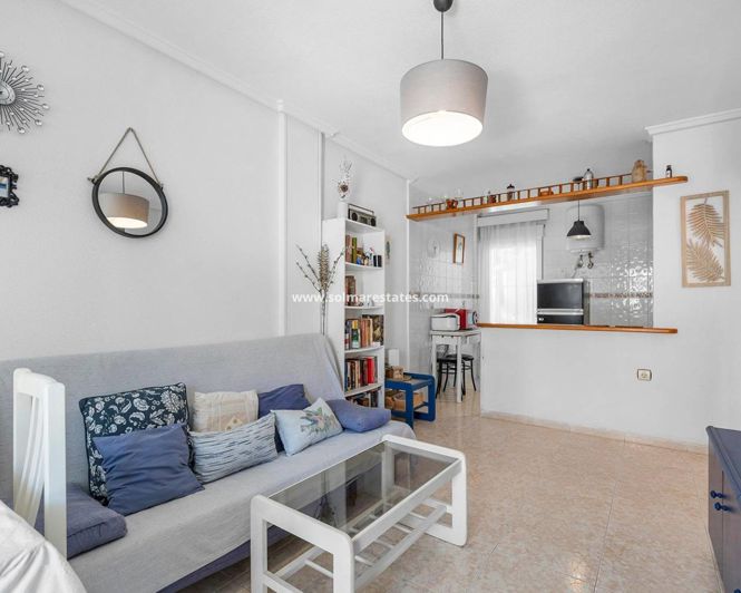 Image No.8-Appartement de 2 chambres à vendre à Torrevieja