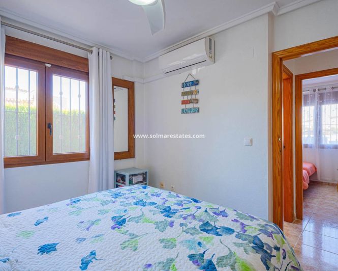 Image No.29-Quad de 3 chambres à vendre à Playa Flamenca