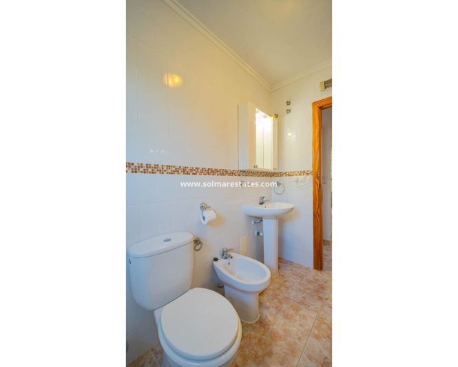 Image No.32-Quad de 3 chambres à vendre à Playa Flamenca