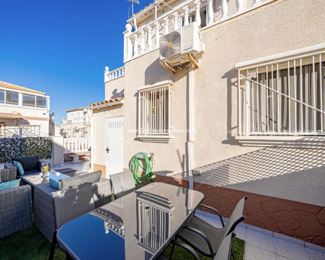 Image No.38-Quad de 3 chambres à vendre à Cabo Roig
