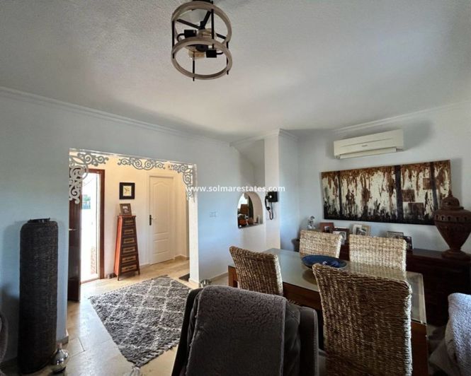 Image No.13-3 Bed House for sale