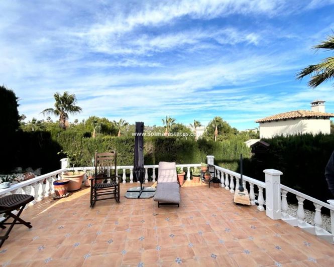 Image No.25-3 Bed House for sale