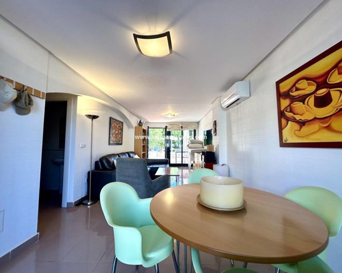 Image No.8-3 Bed Townhouse for sale